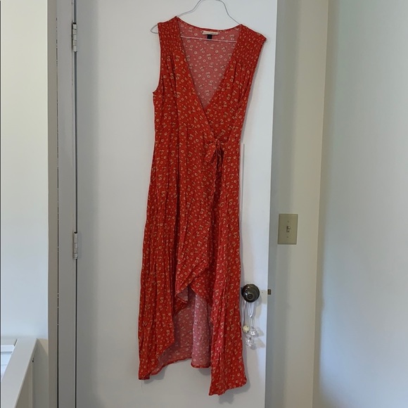 Universal Thread Floral Wrap High-Low Dress Size Large - Picture 2 of 8